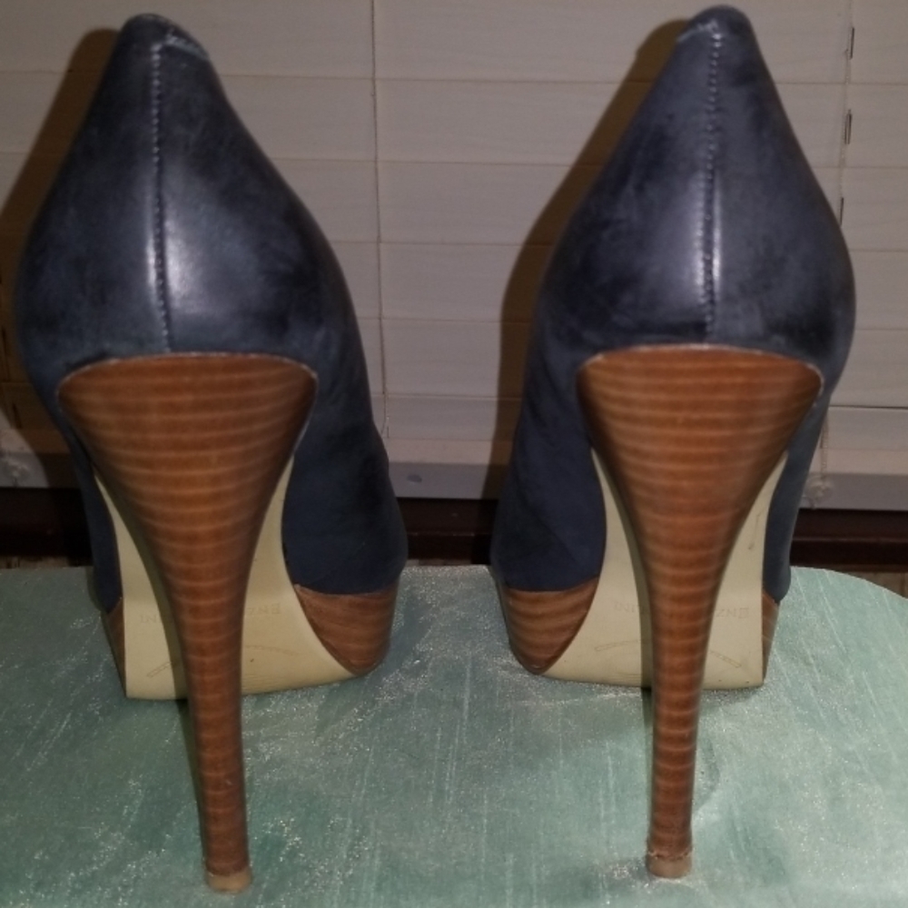 Enzo Angiolini Leather Open Toe Heels - Picture 5 of 8